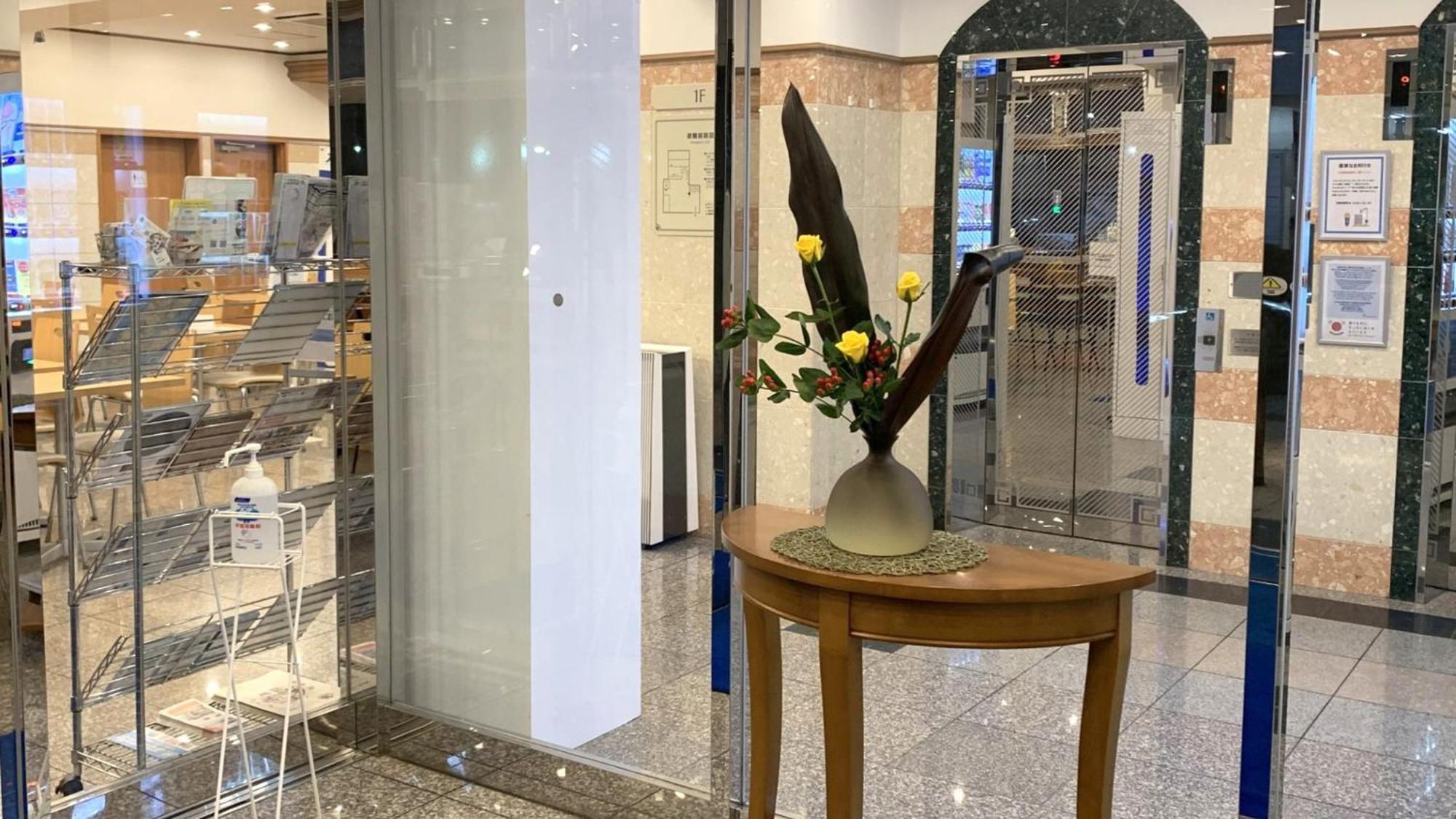 Toyoko Inn Sendai Nishi-Guchi Hirose-Dori Екстер'єр фото